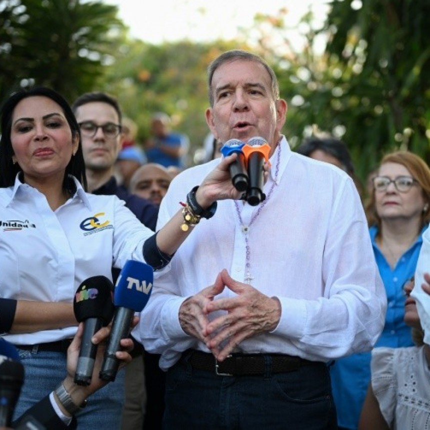 Edmundo Gonz&aacute;lez Urrutia asegur&oacute; que volver&aacute; a Venezuela para tomar posesi&oacute;n como presidente el 10 de enero